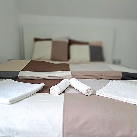 Mini Duplex Apartman Dusanovac المظهر الخارجي الصورة